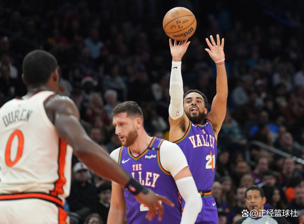 爱游戏app-巴塞罗那教练压力巨大！，杜兰特遭遇十持续失利全场沸腾不已