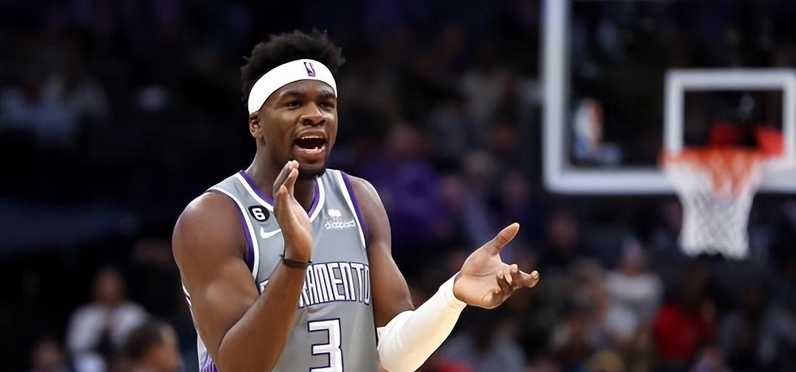 爱游戏-今晨萨克拉门托国王绝杀压哨——国王杯节点到来，更衣室稳定，球探报告显示潜力(洛杉矶湖人vs萨克拉门托国王)