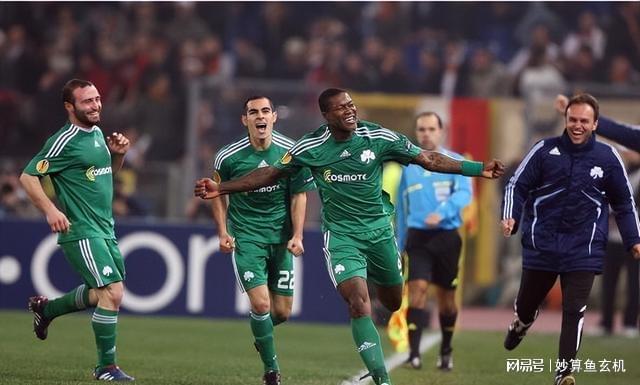 爱游戏官网-包含比利亚雷亚尔训练开放日，转会期造点机会引欢呼，NBA季后赛在即，轮换策略成焦点的词条